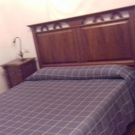 El Hornillo Casa Rural Del Rio Tejos מראה חיצוני תמונה
